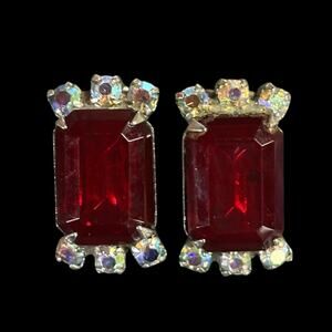 Vintage 50s Red Emerald Cut Rhinestone AB Crystal Clip On Earrings Silver Tone